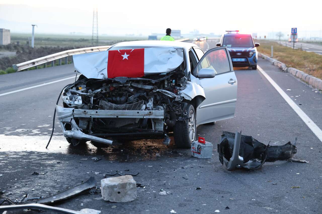 Konya yolunda feci kaza! 6 yaralı var 3